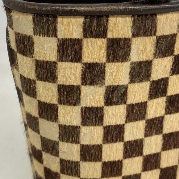 LOUIS VUITTON Authentic Brown Damier Bag - Picture 6 of 12